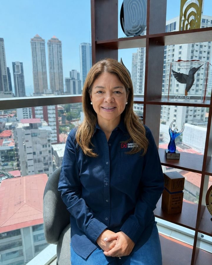 Irma Stella Sánchez de Barreiro, Presidenta de la Junta Directiva