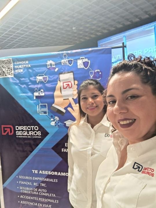 Luisa Vargas y Francisca Boniche en un evento de Directo Seguros